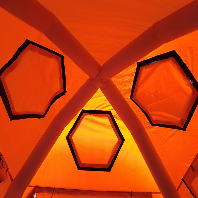 4 na Tao na Lumulutang na Inflatable Tent